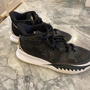 Nike Kyrie 7 basketball shoes